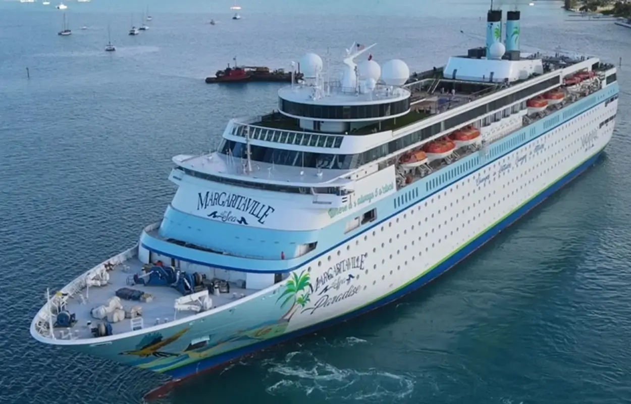 Cruise Ship