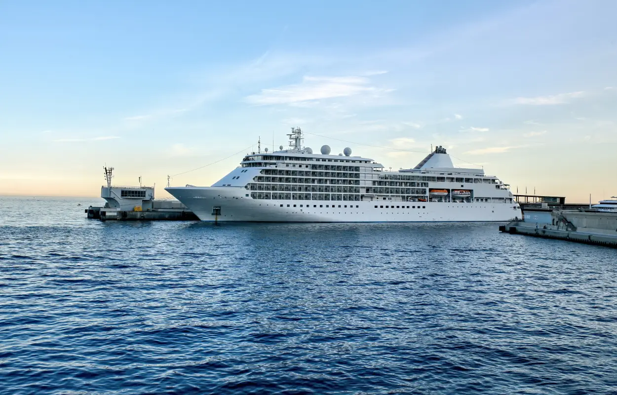Cruise Ship