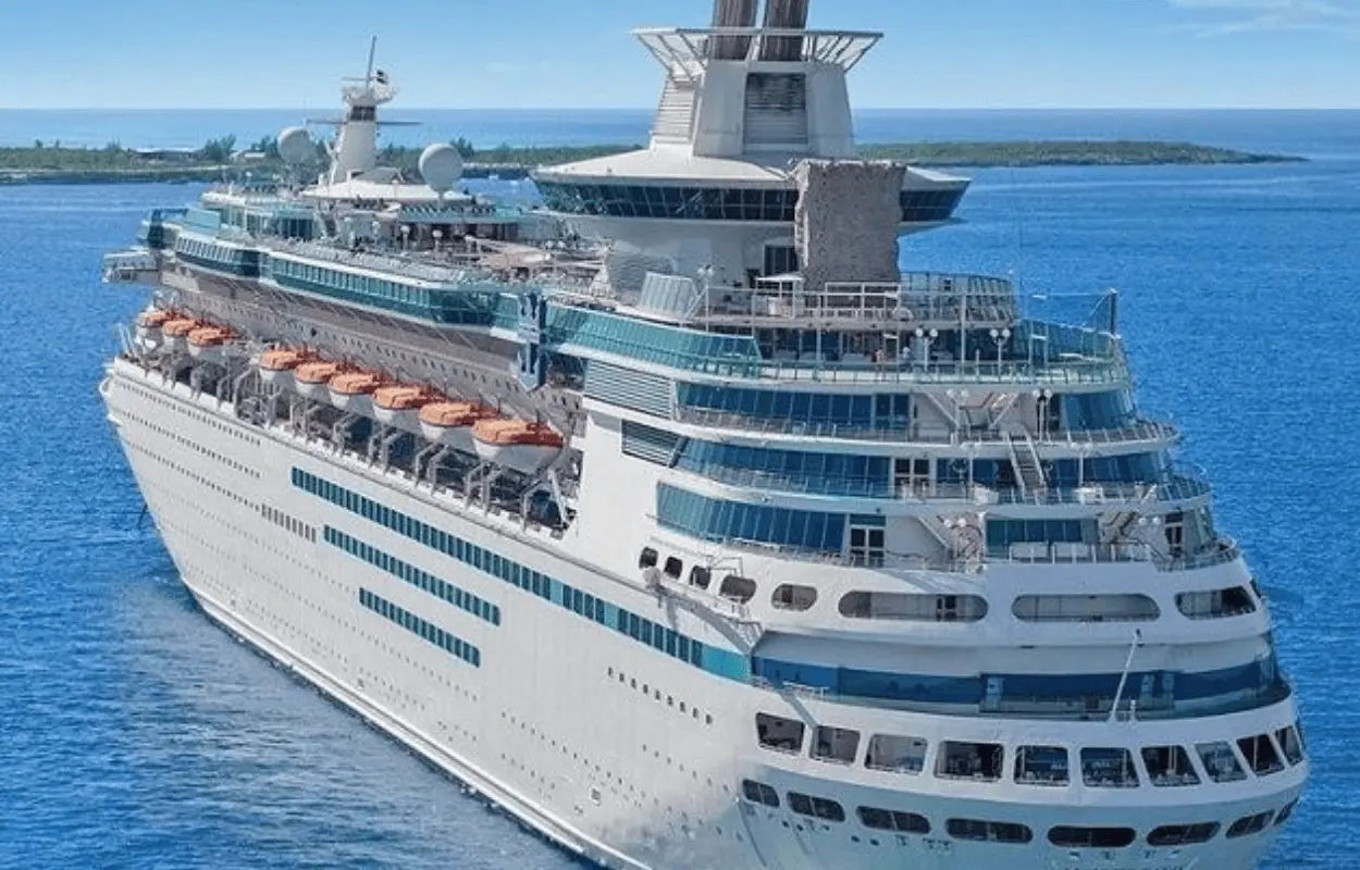 Cruise Ship