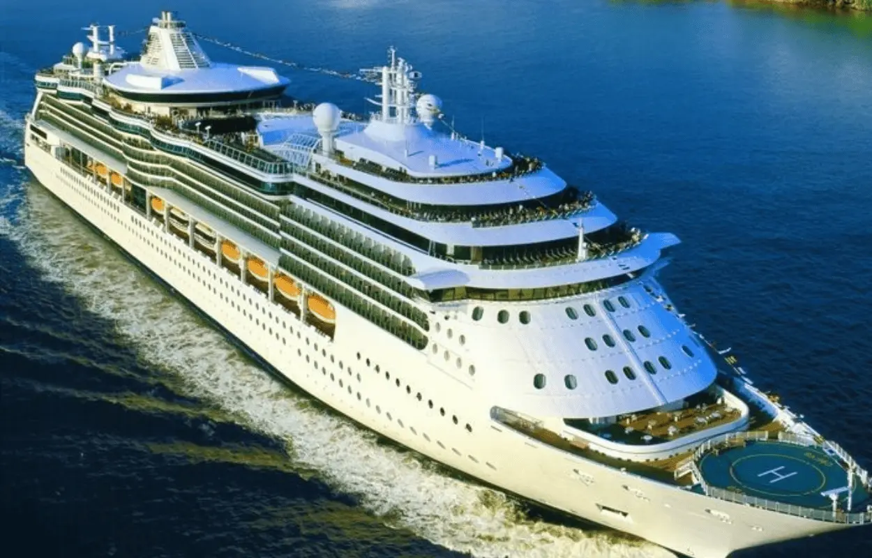 Cruise Ship