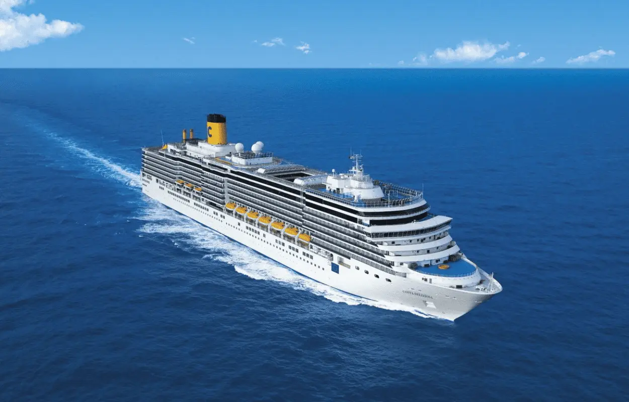 Cruise Ship