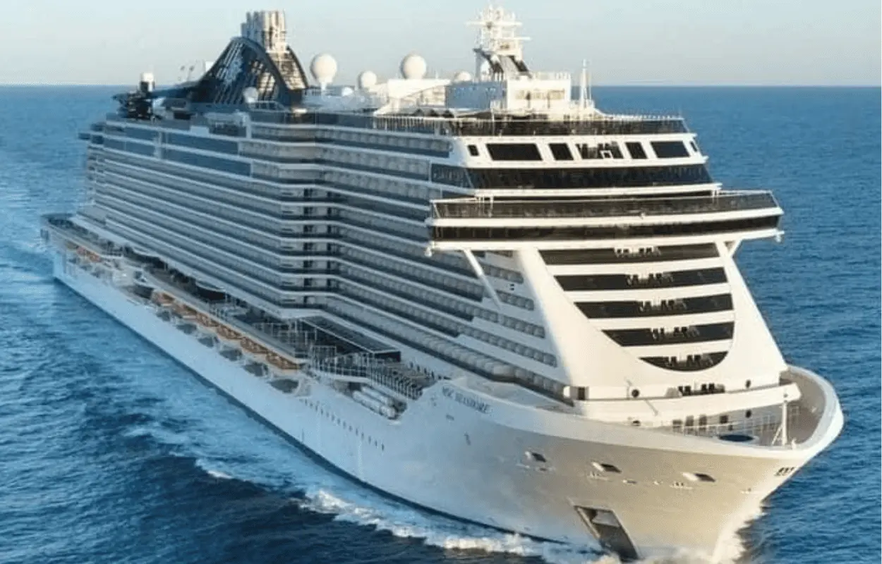 Cruise Ship