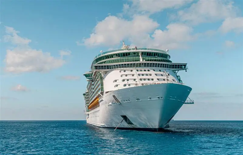 Cruise Ship