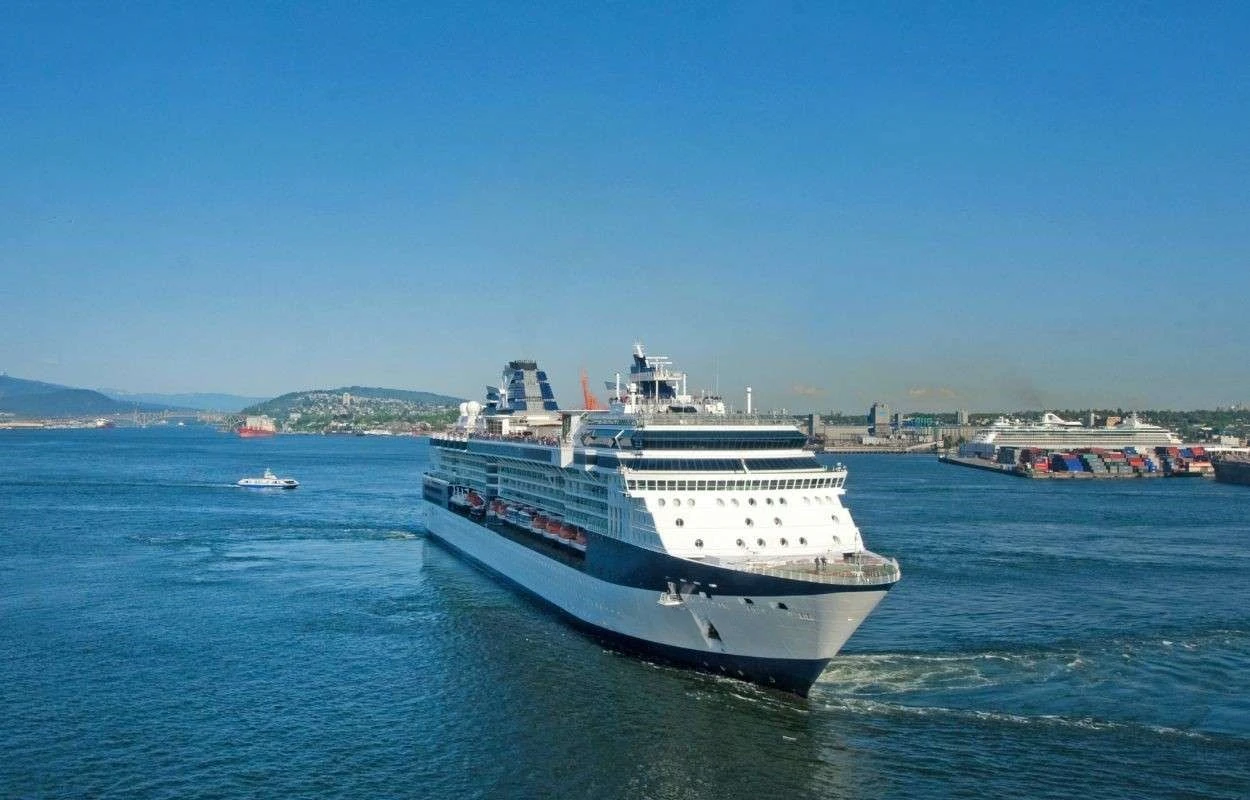 Cruise Ship