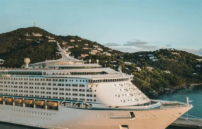 Cruise Ship